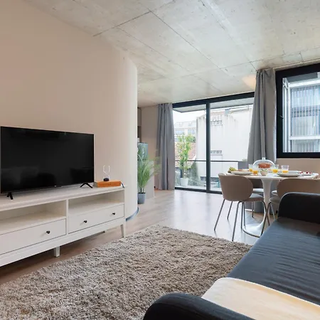 Apartment Modern & Cozy Flats With Terrace By Hostwise *