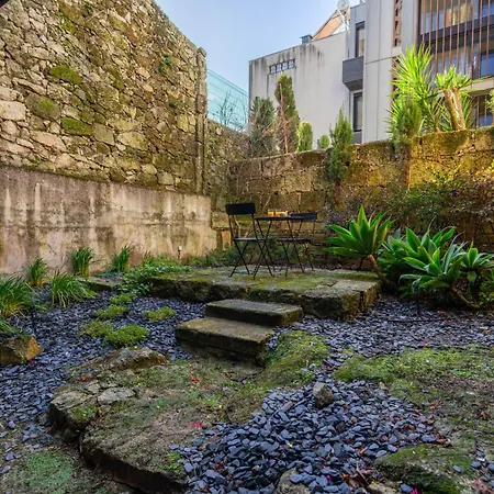 Modern & Cozy Flats With Terrace By Hostwise