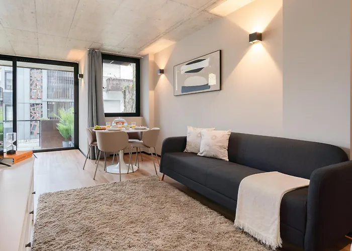 Modern & Cozy Flats With Terrace By Hostwise