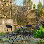 Modern & Cozy Flats With Terrace By Hostwise