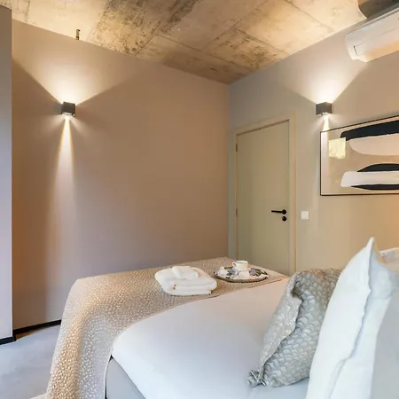 Modern & Cozy Flats With Terrace By Hostwise *