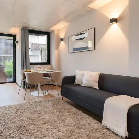 Modern & Cozy Flats With Terrace By Hostwise