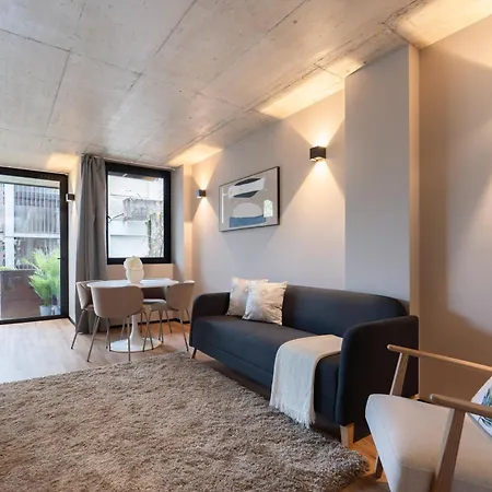 Modern & Cozy Flats With Terrace By Hostwise