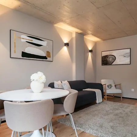 Modern & Cozy Flats With Terrace By Hostwise Porto