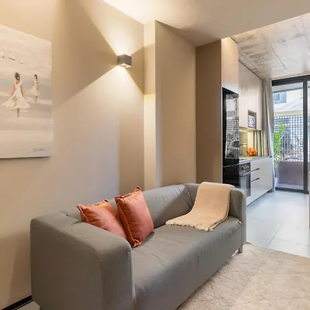 Modern & Cozy Flats With Terrace By Hostwise