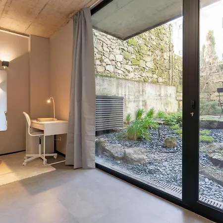 Modern & Cozy Flats With Terrace By Hostwise