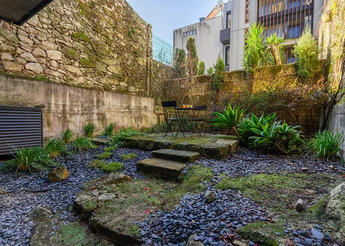 Modern & Cozy Flats With Terrace By Hostwise